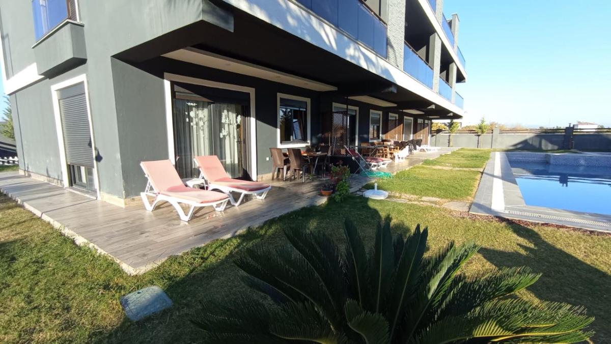Suitetrails - Mali Garden Residence