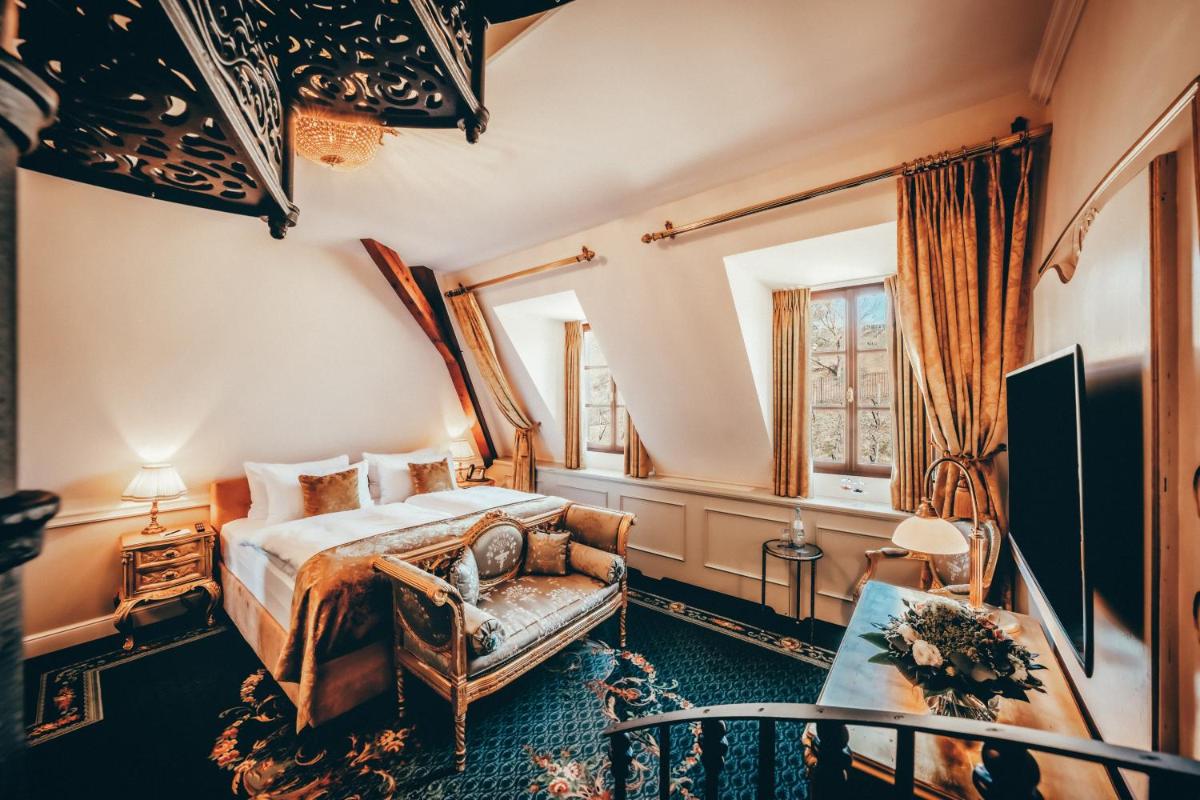 Schloss Lieser, Autograph Collection - Housity