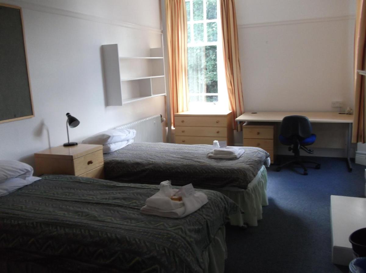 University Hall - Campus Accommodation - Housity