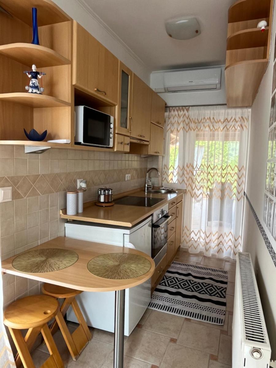 Réka Apartmanház - Housity