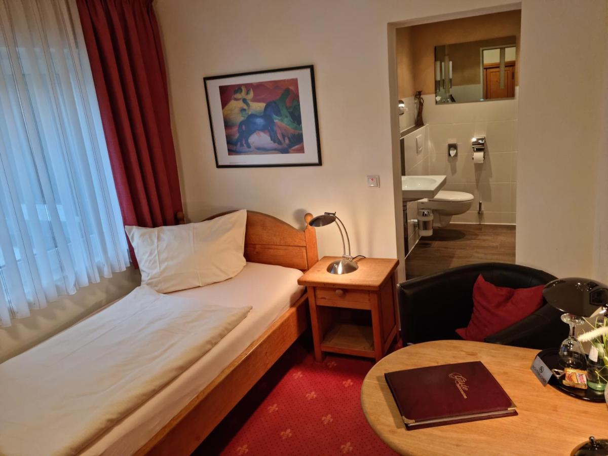Hotel Landhaus Berghof - Housity