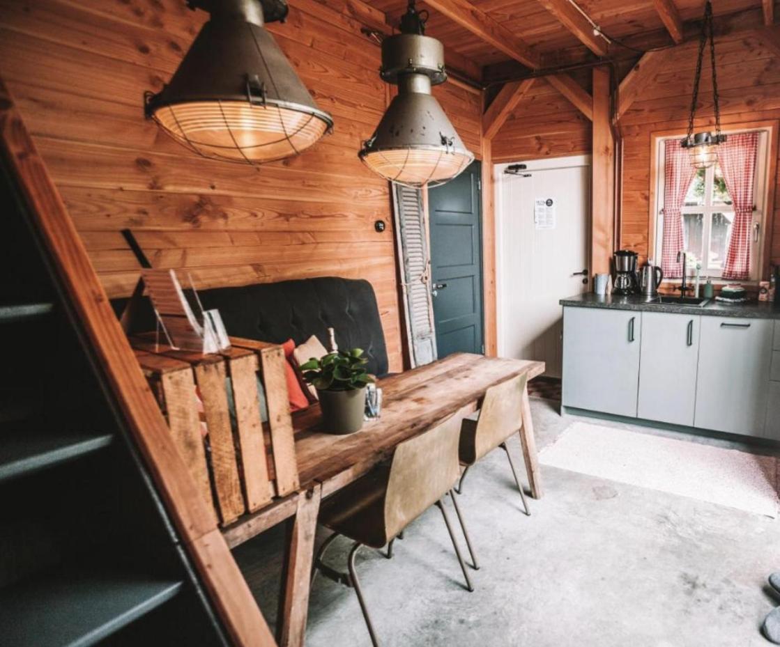 CRASH'NSTAY - The Silo Bungalow - Housity