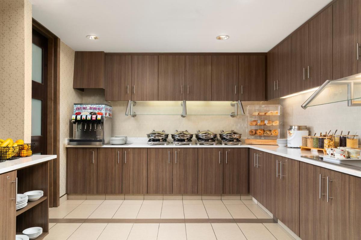 Residence Inn by Marriott Kingston - Housity