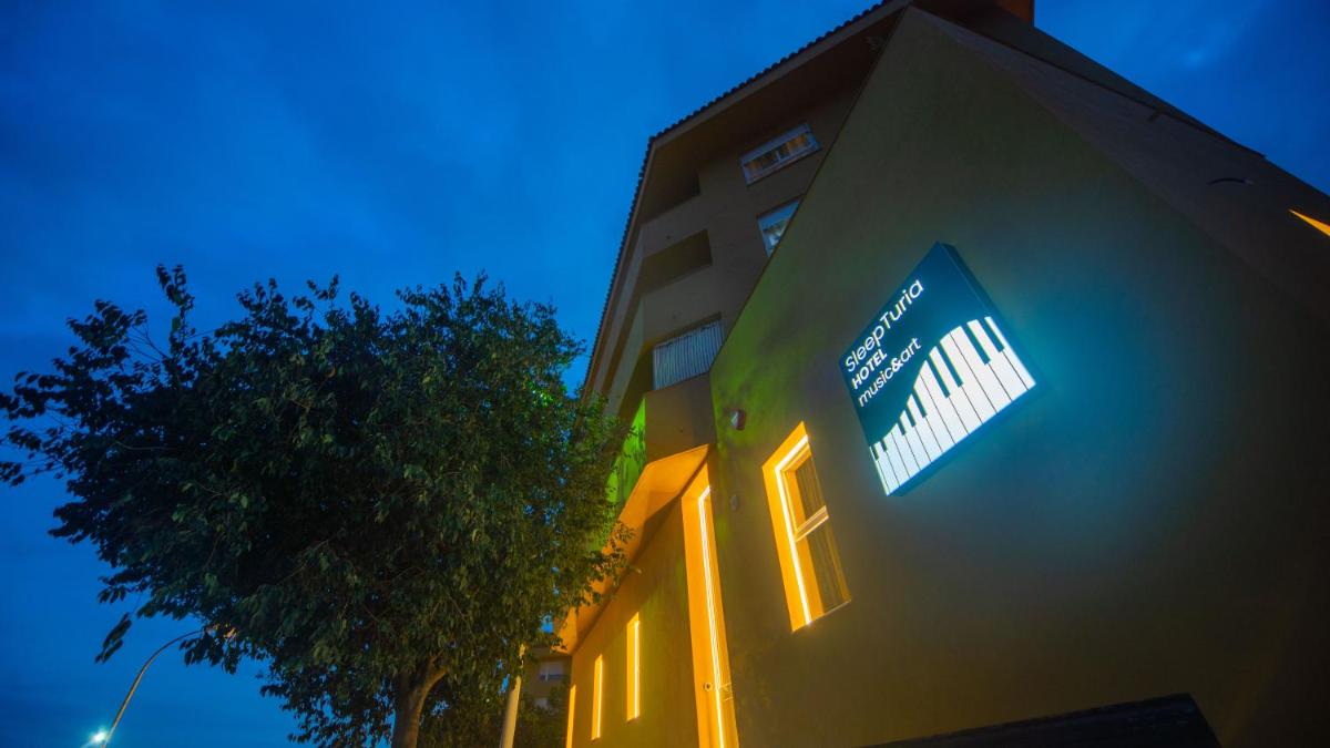 Hotel Sleep Turia music & art - Housity