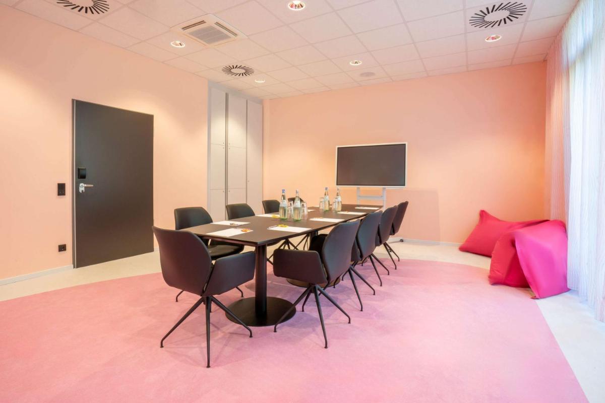 Prize by Radisson, Munich Airport - Housity