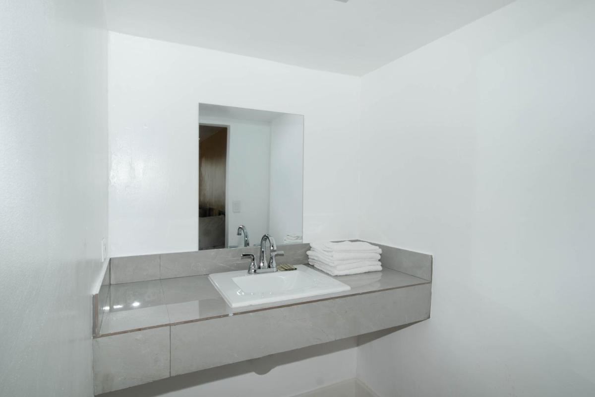 Sinbad Motel - Housity