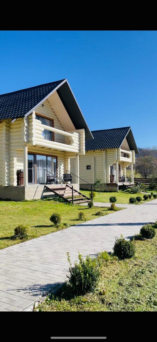 Чотири сезони - Housity