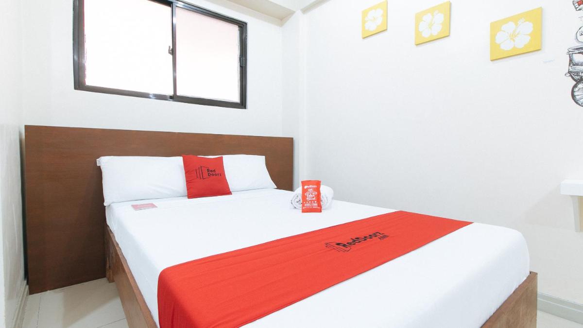 RedDoorz near Pasay Taft - Housity