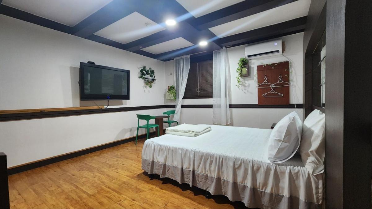 Toya Motel - Housity