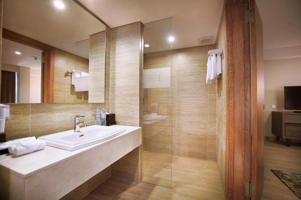 Harper Kuta Hotel by ASTON - Housity