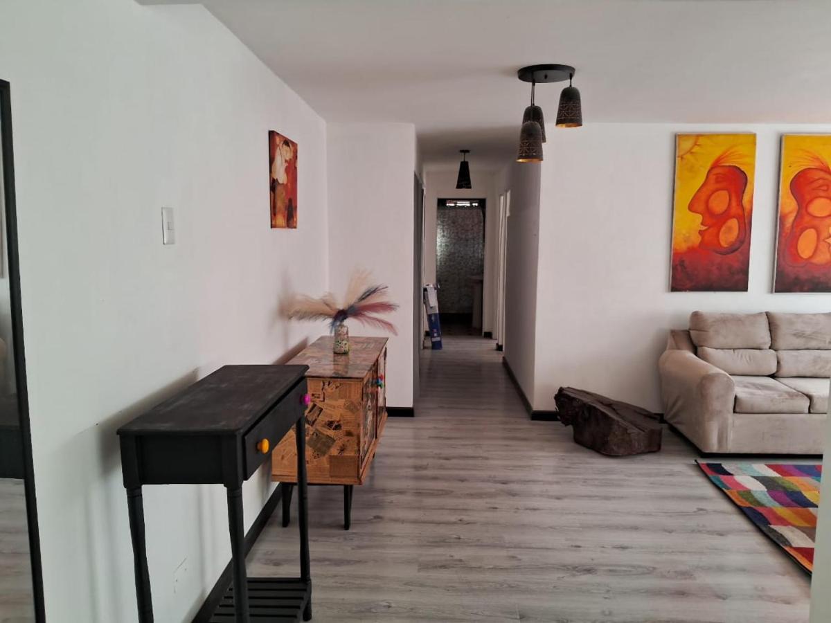Comodo Departamento centrico en arriendo diario Arica - chile - Housity