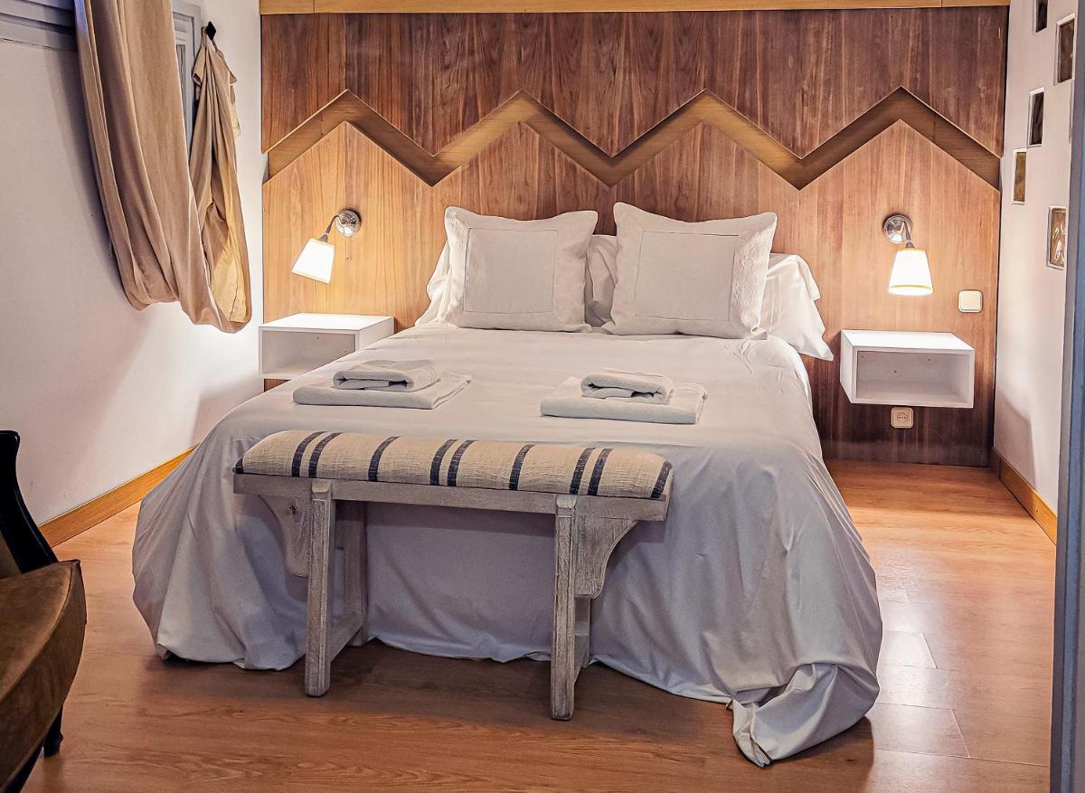 Cama o camas de una habitación en Hotel Hita "Nature Experience" for all