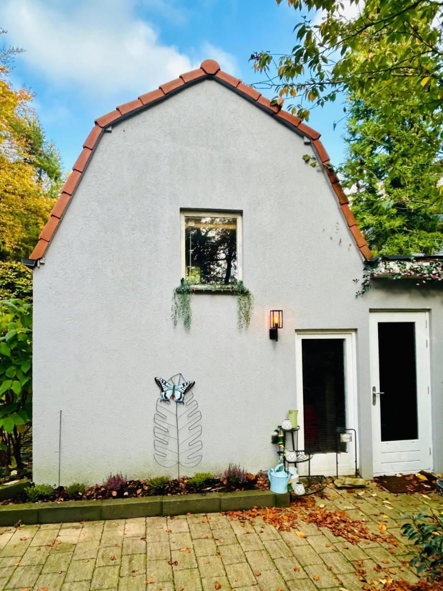 B&B In de aap gelogeerd - Housity