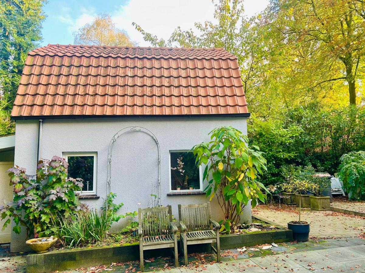 B&B In de aap gelogeerd - Housity