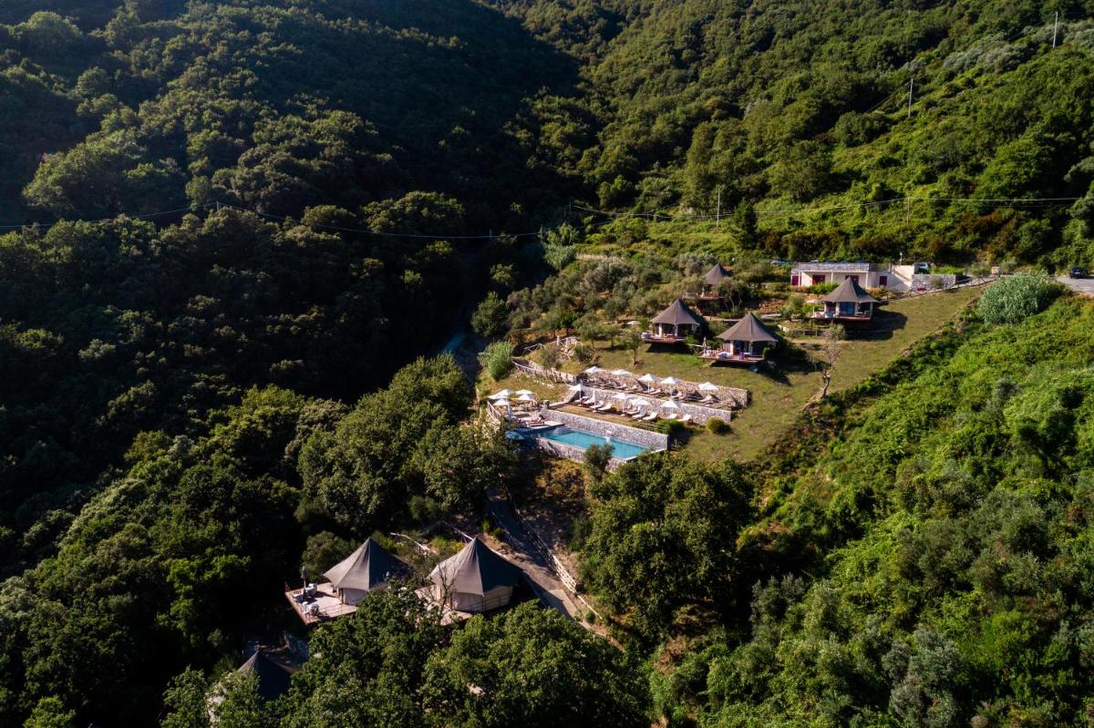 Sesta Terra Natural Resort - Housity
