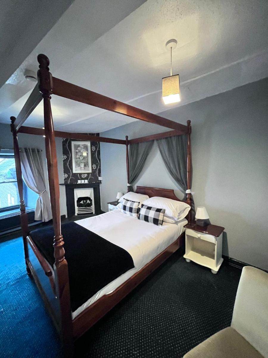 Black Bull Hotel - Housity