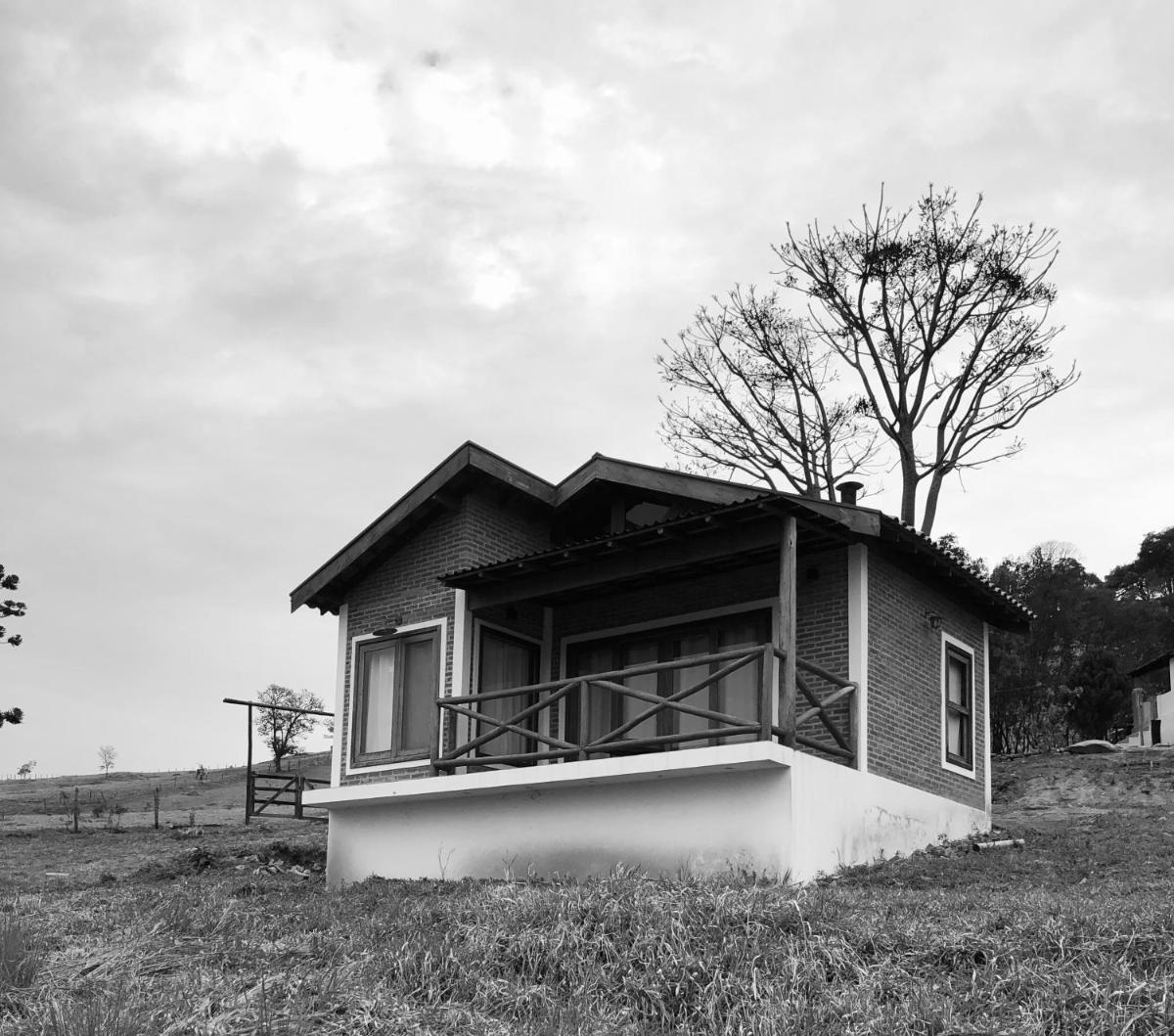 Chalés Villa Serrinha - Chalé 01 - Housity