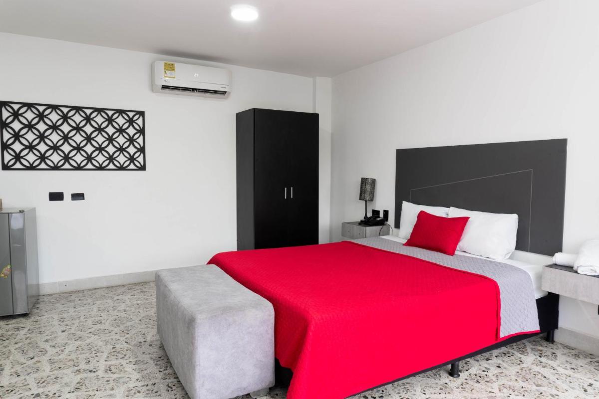 Hotel Ofix - Housity