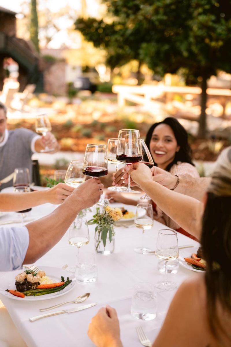 Paso Robles Inn - Housity