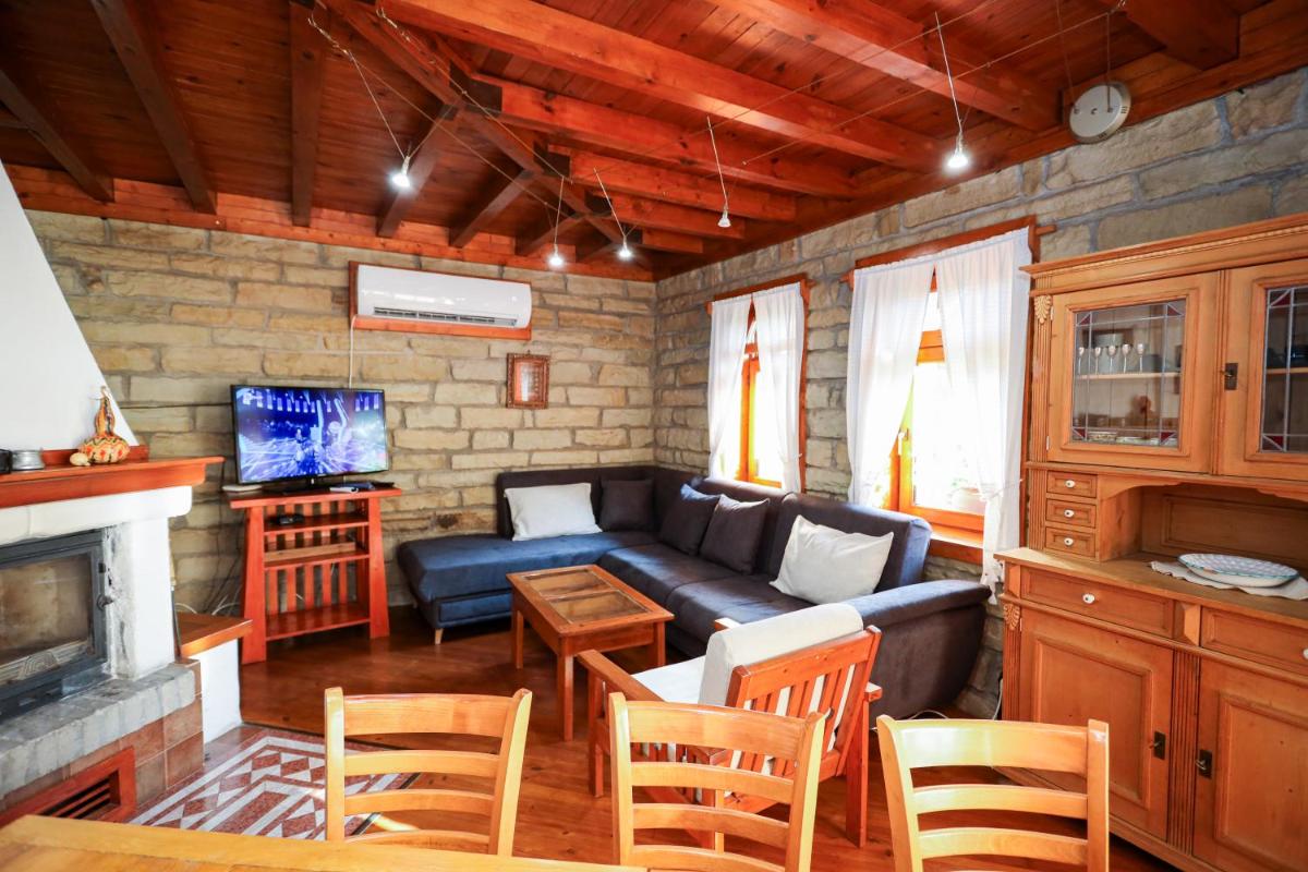 Zhivka House - Housity