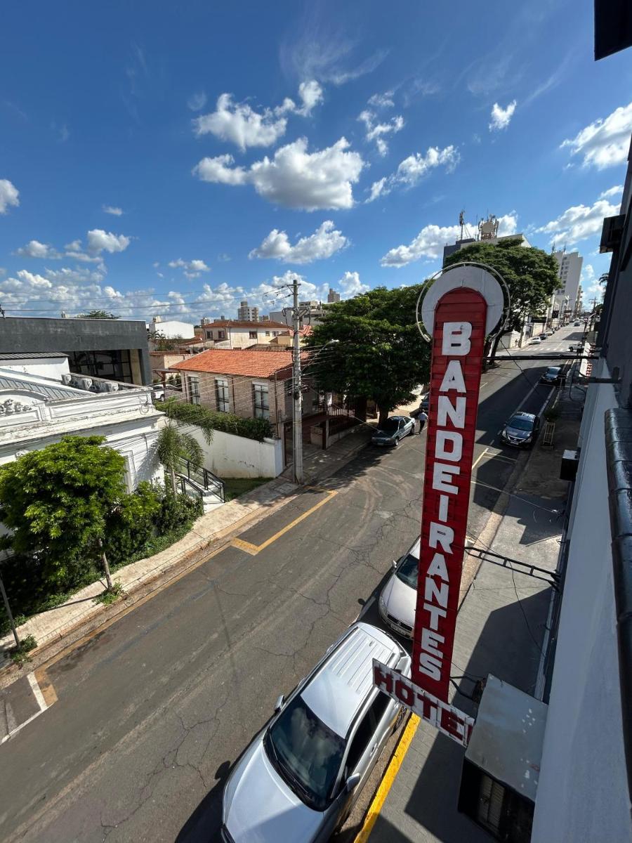 Hotel Bandeirantes de SJBV - Housity