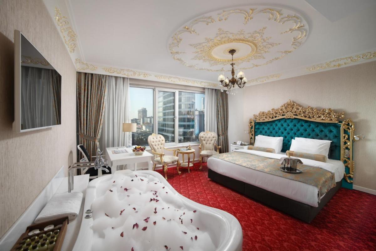 Suitetrails - White Monarch Hotel