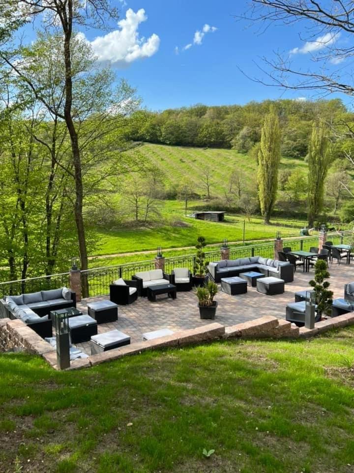 Landhotel Lembergblick - Housity