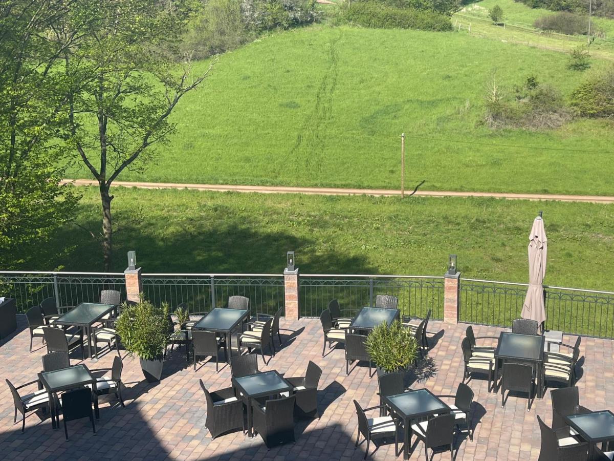 Landhotel Lembergblick - Housity
