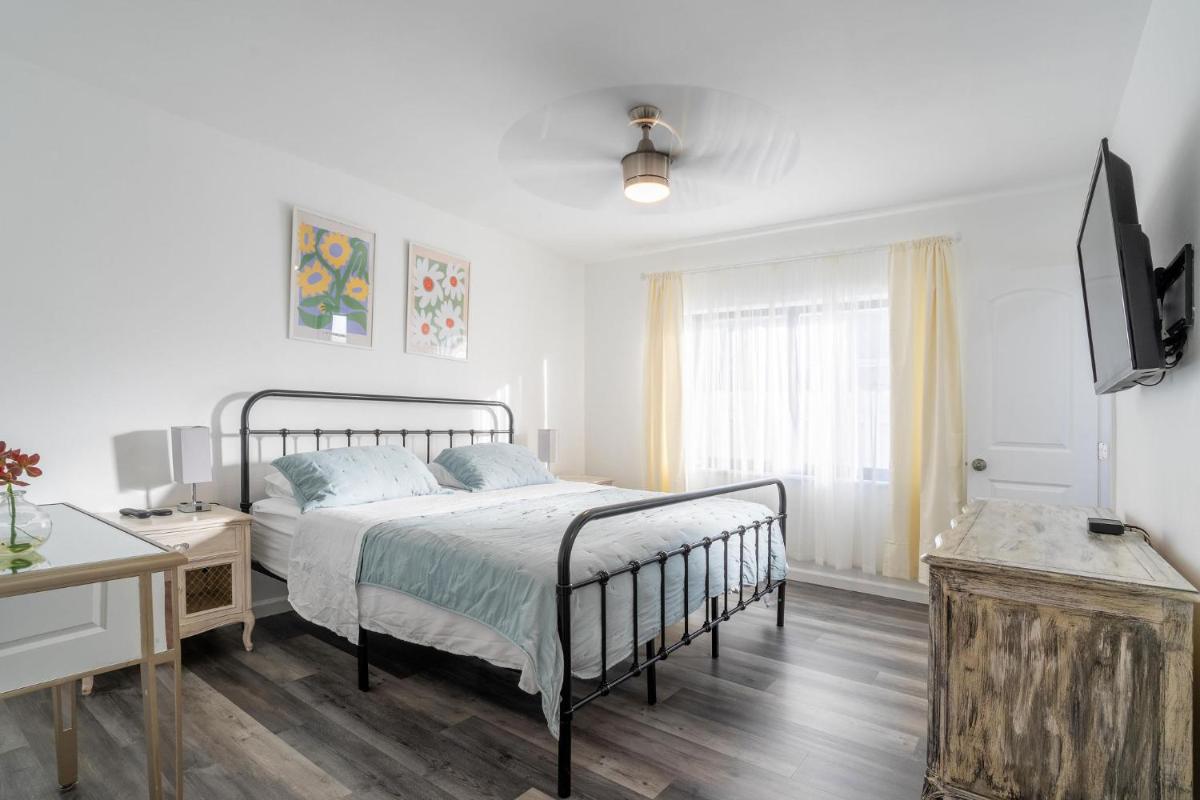 4 bed/4,5 bath Beach House Fort Lauderdale - Housity