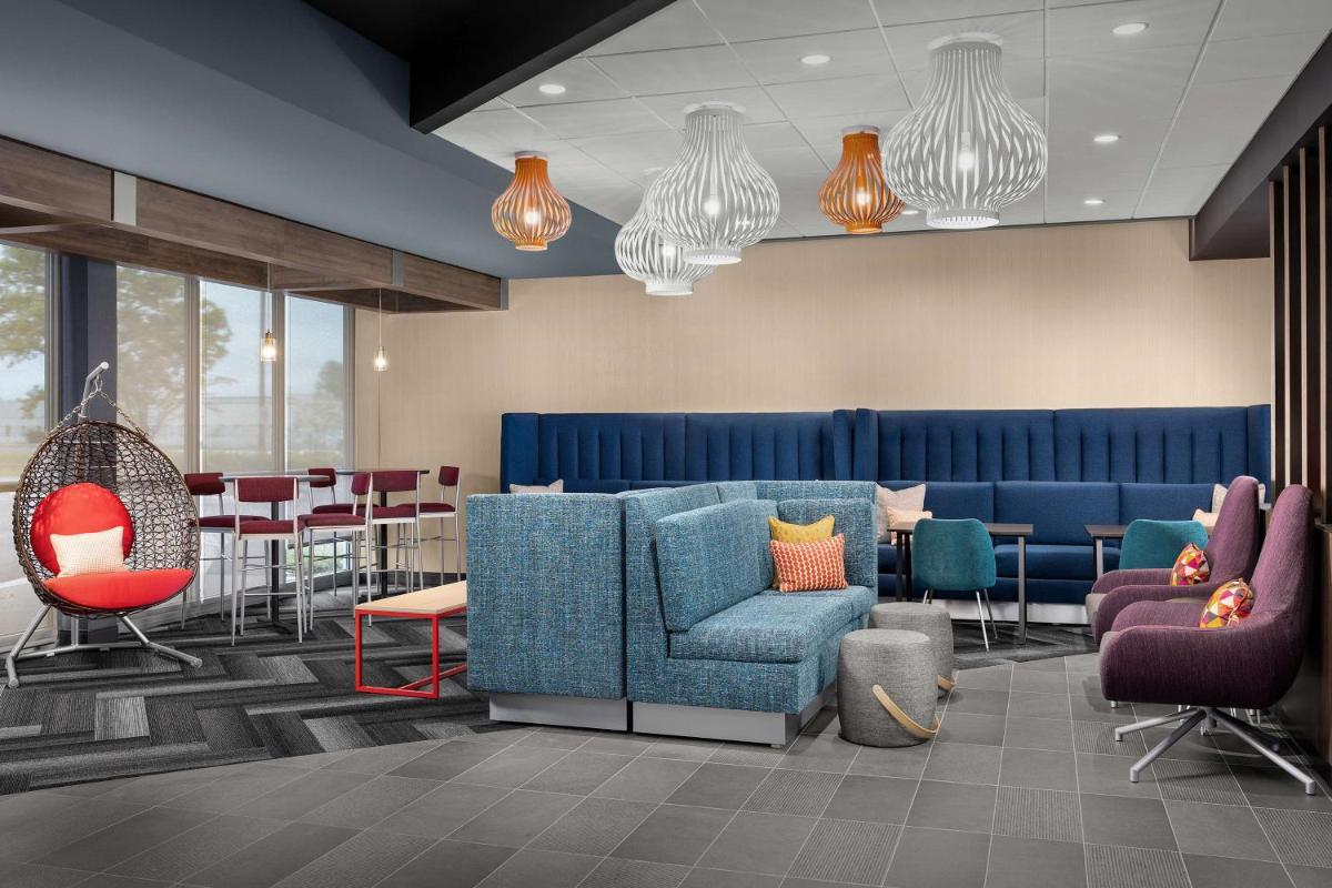 Tru By Hilton Columbus East Broad - Housity