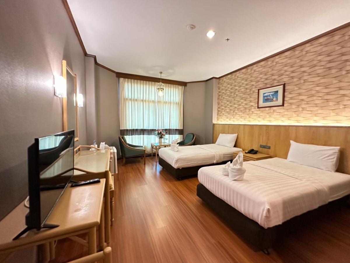 โรงแรมเลิศธานี - Housity