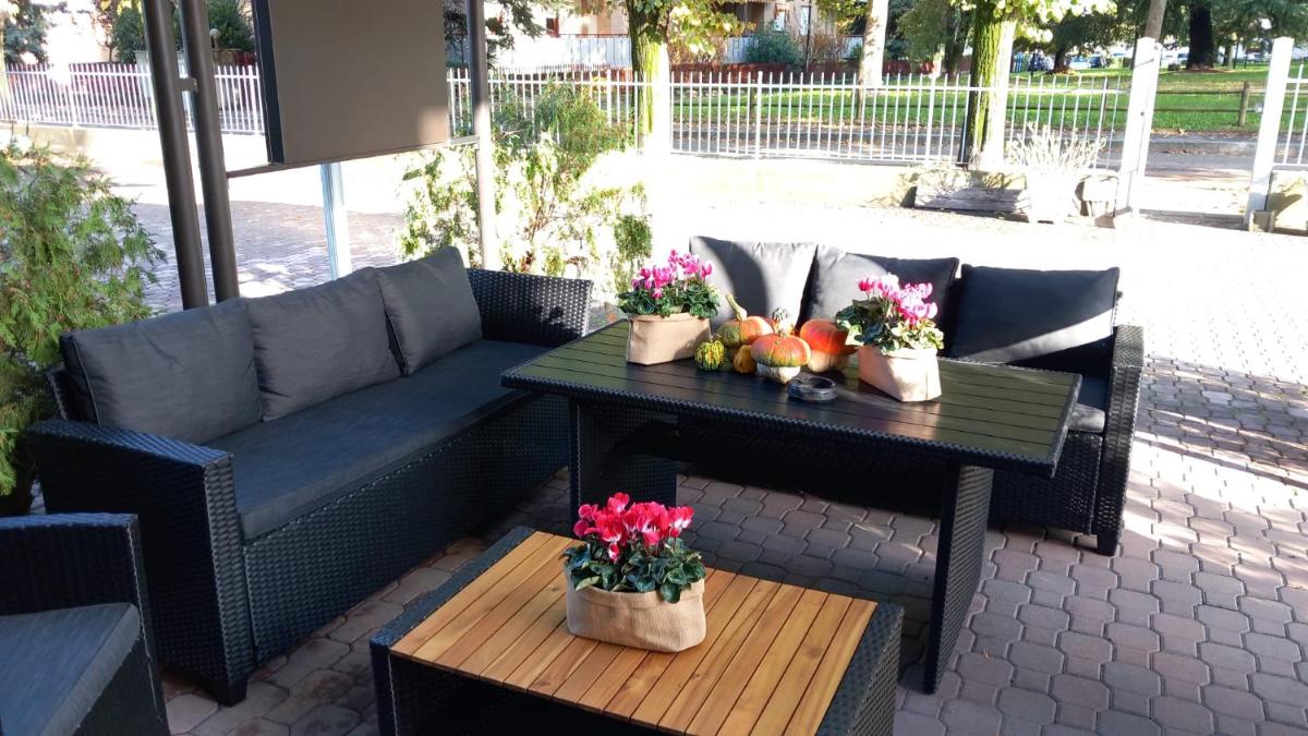 Hotel Davide - Housity