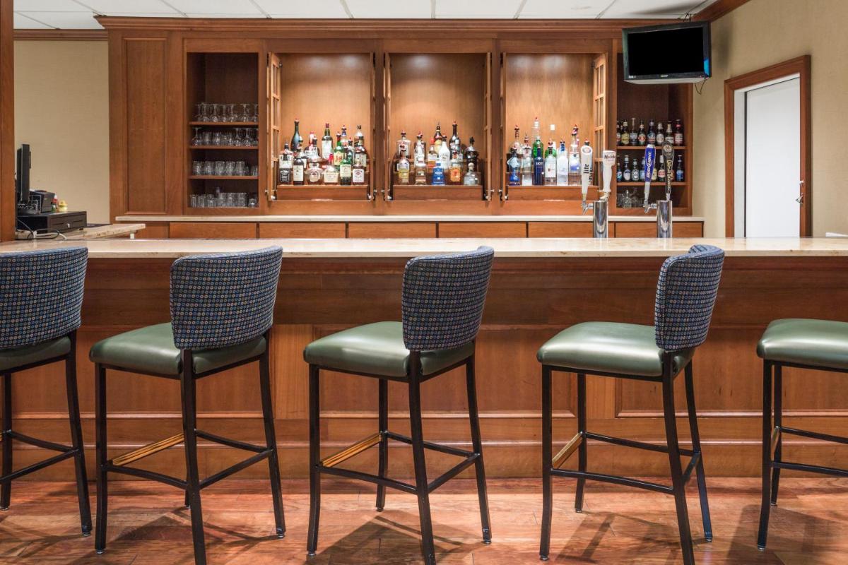 Wyndham Garden Manassas - Housity