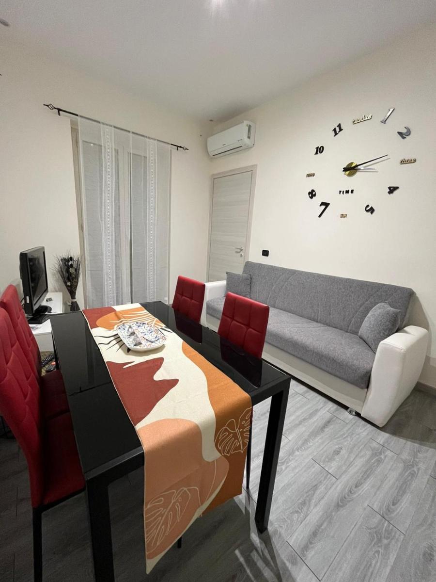 KAM DELUXE Private Home & Rooms Vacancy - Housity