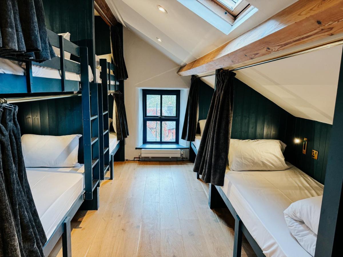 Base Camp Snowdonia, Gwersyll Cyntaf Eryri - Housity