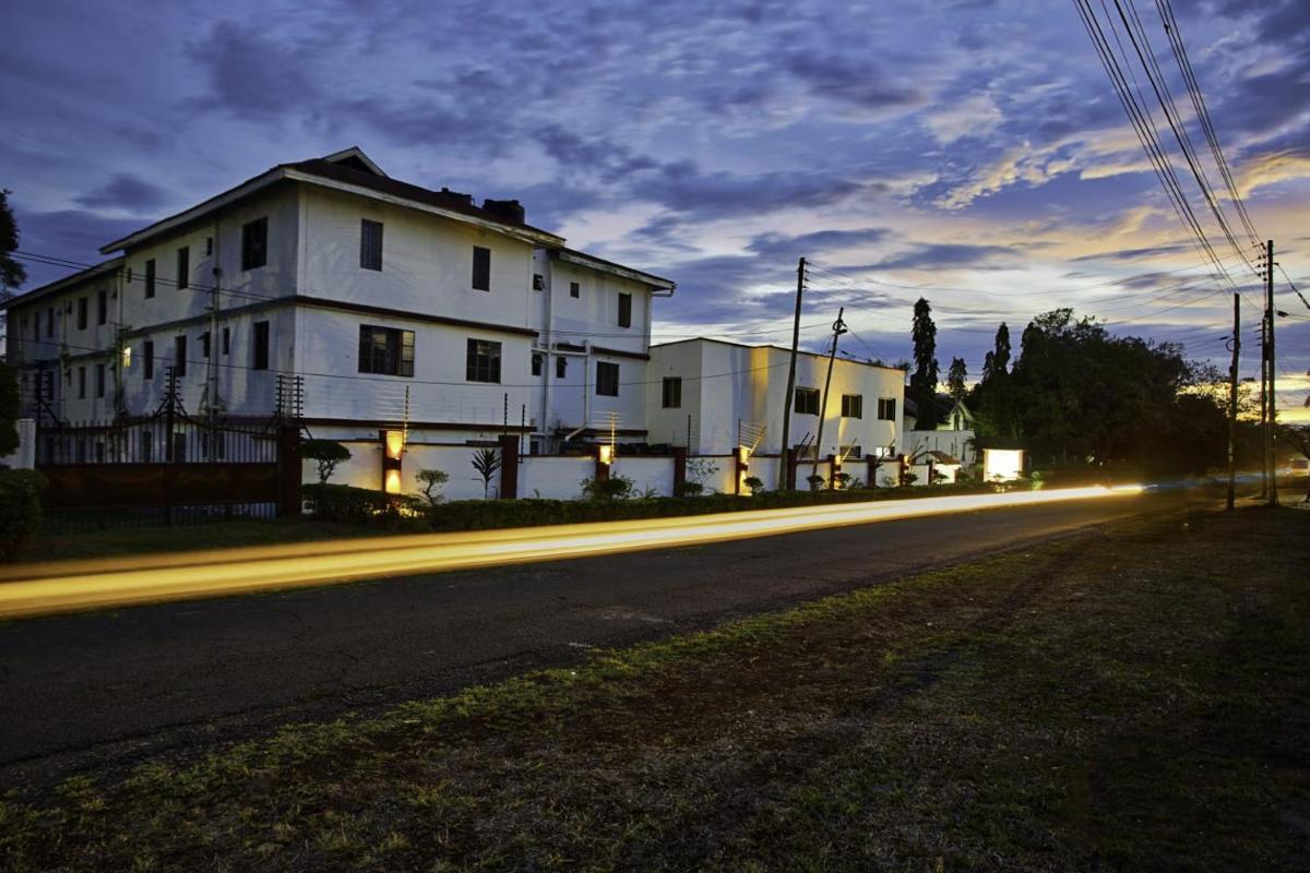 Melvic Hotel - Housity