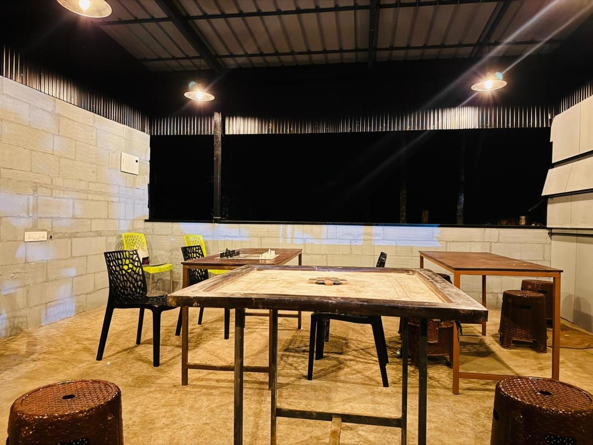 Woodshade Resort - Housity