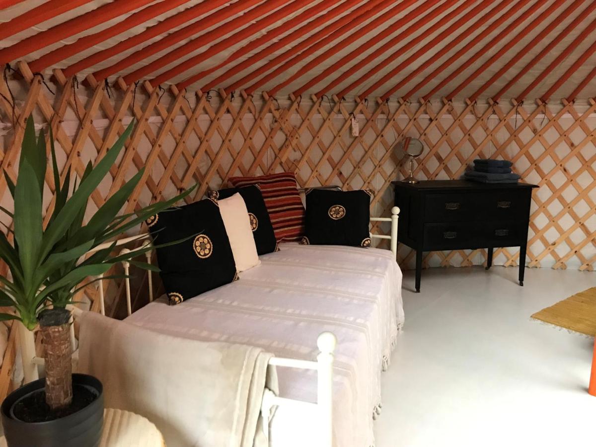 Gilfach Gower Farm Luxury Yurt with Hot Tub - Housity