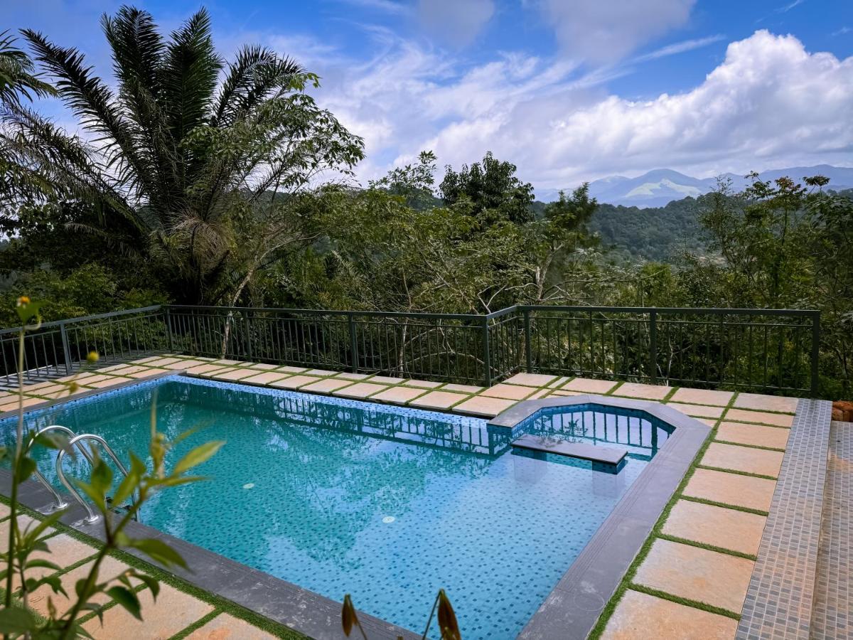 Woodshade Resort - Housity