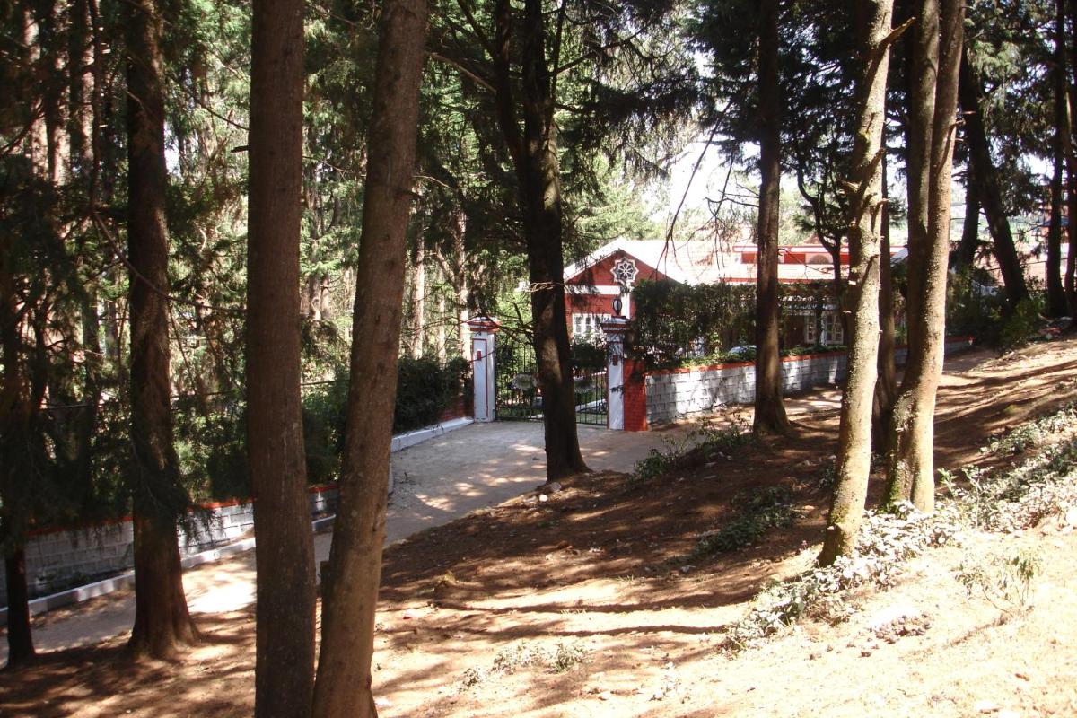 The Red House - Housity