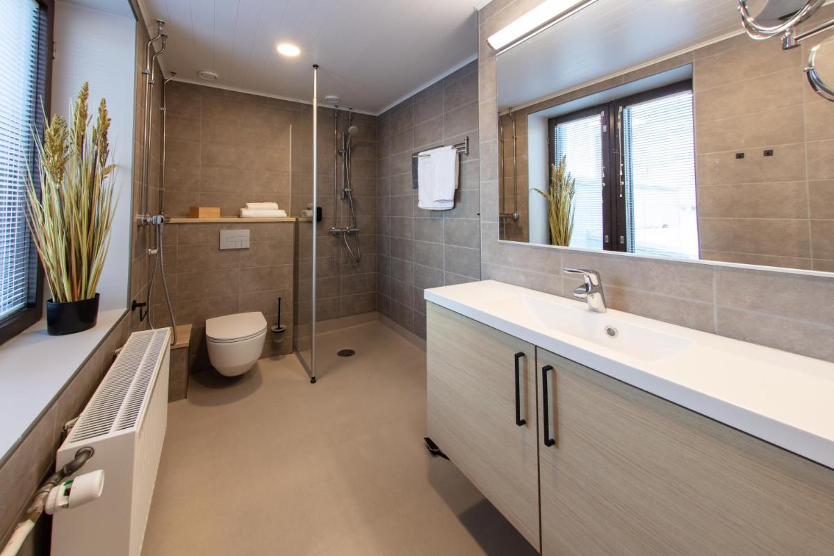 Hotelli Pieksänlinna - Housity
