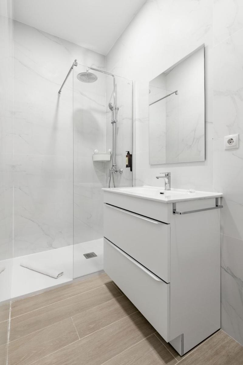 Sol Apartments - En el centro de Madrid - Housity
