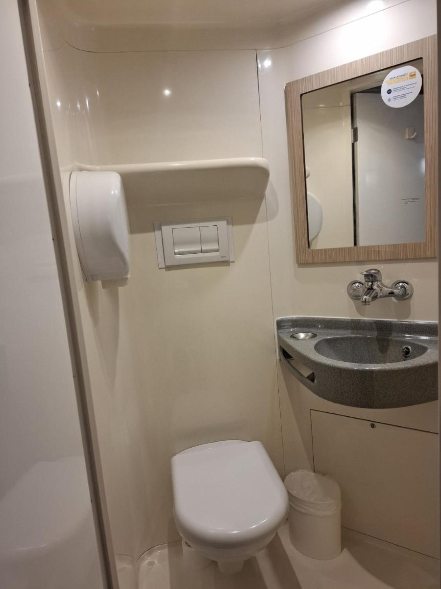 PREMIERE CLASSE ANGERS SUD Louvre Hotels group - Housity