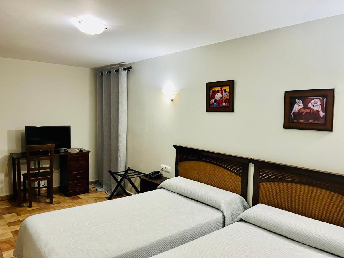 Hotel Cervantes - Housity