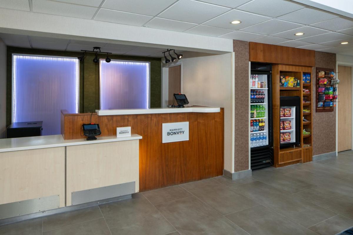 Fairfield Inn & Suites by Marriott Fort Myers Cape Coral - Housity
