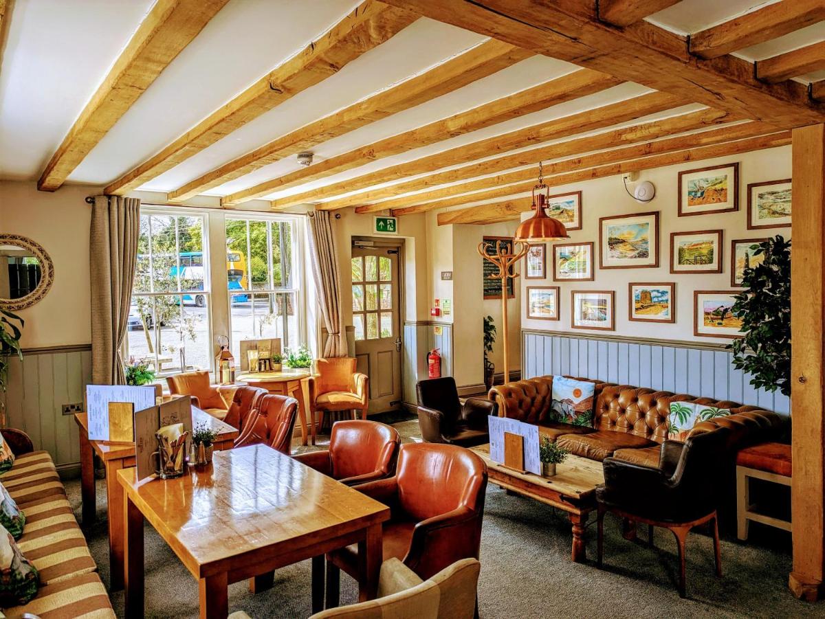 The Ship Inn - Housity
