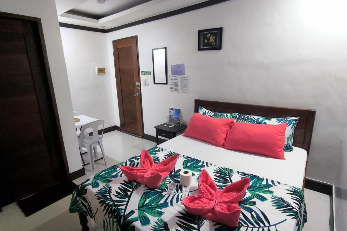 Jace's Travellers Inn - Hizvo