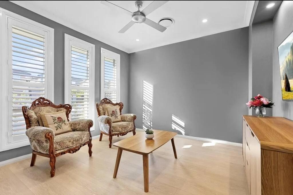 Brand New Single story 5 bedroom house in Marsden Park - Housity