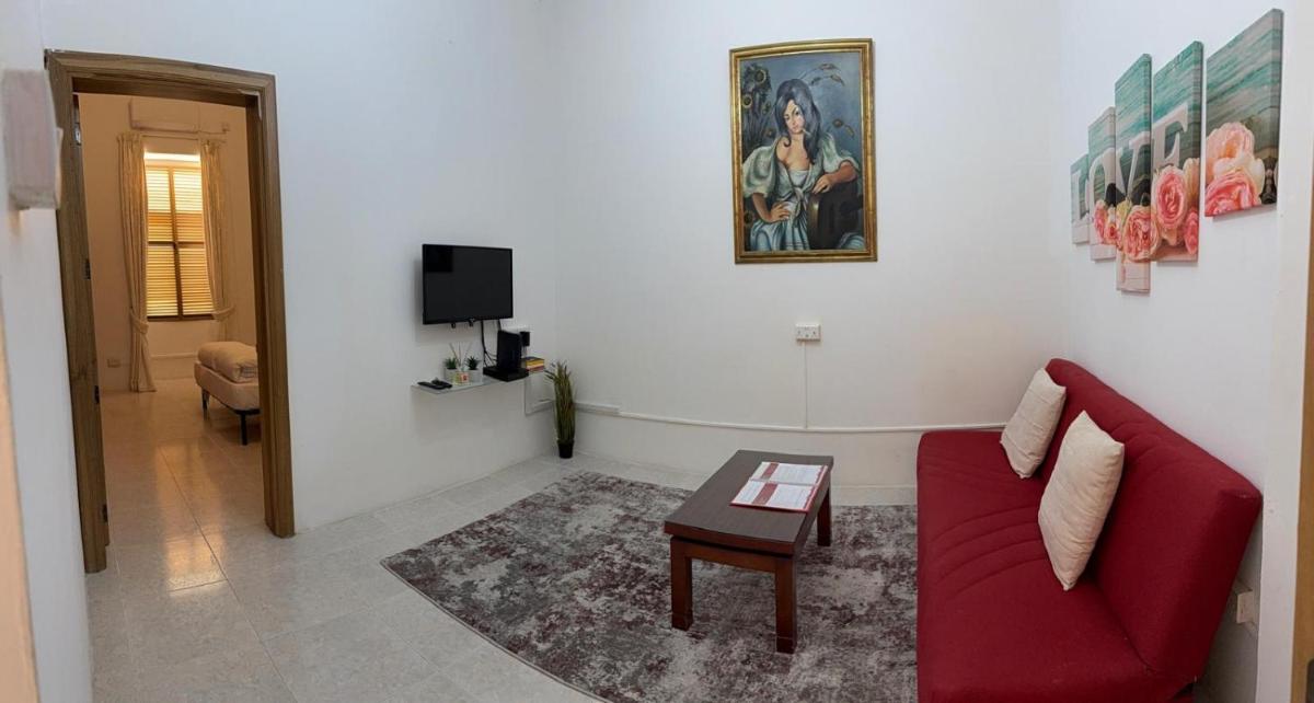 FAC- Falcon's Nest - Housity