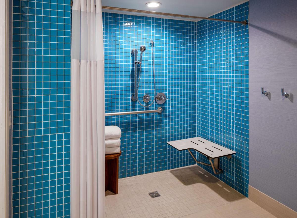 Hilton Garden Inn Dana Point Doheny Beach - Housity